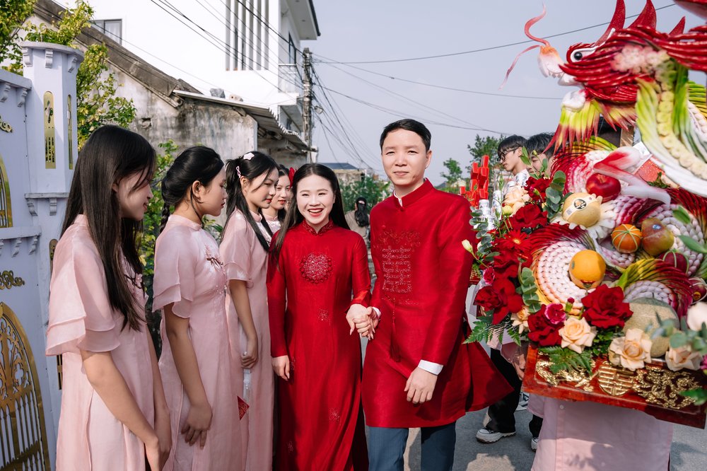 Ảnh cưới studio ánh sáng mềm